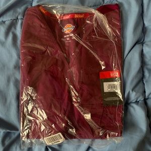 NWT Dickies scrub top